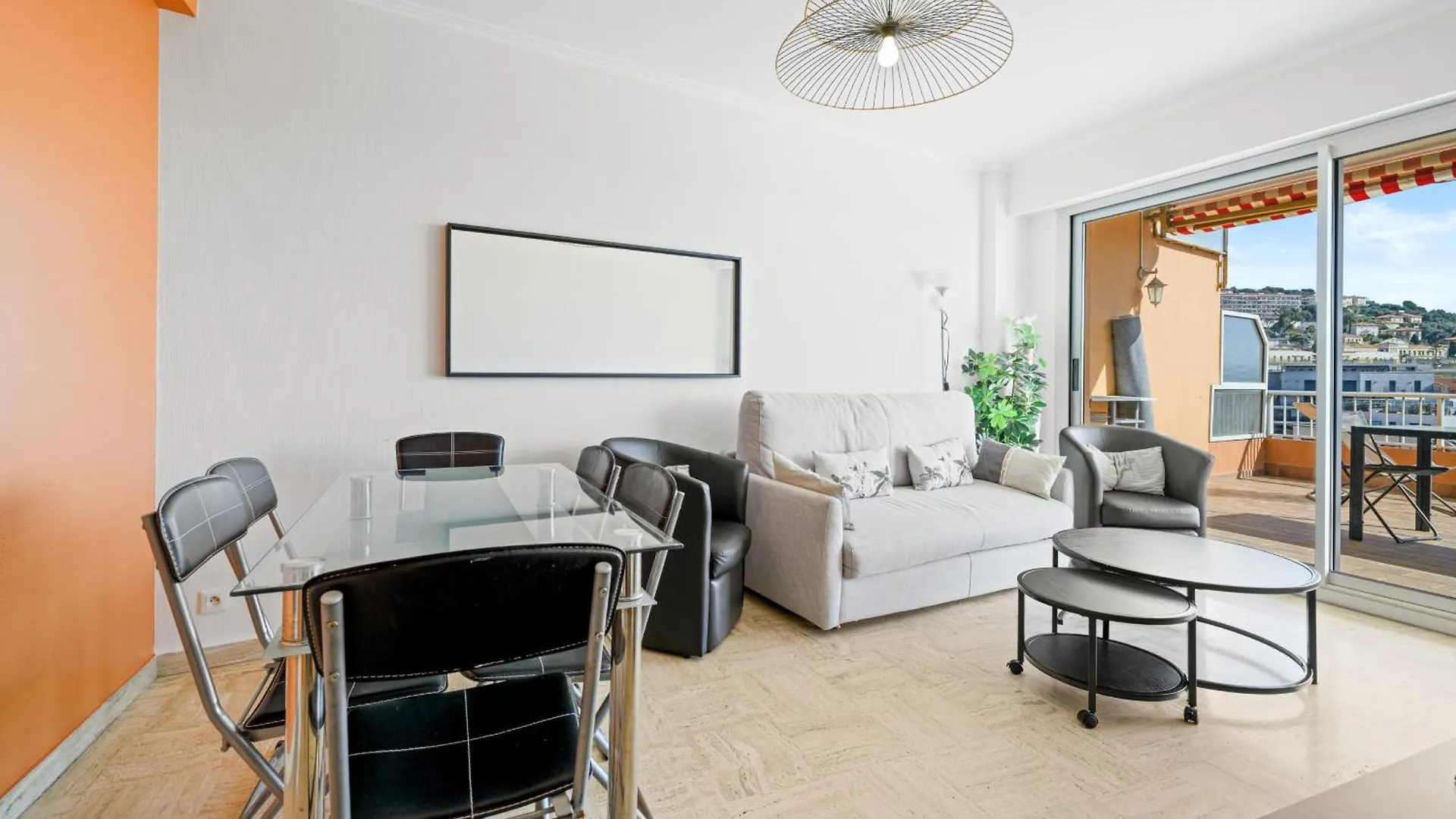 Apartment 'L'Alicante Proche' Gare, Terrasse, Vue Mer Menton