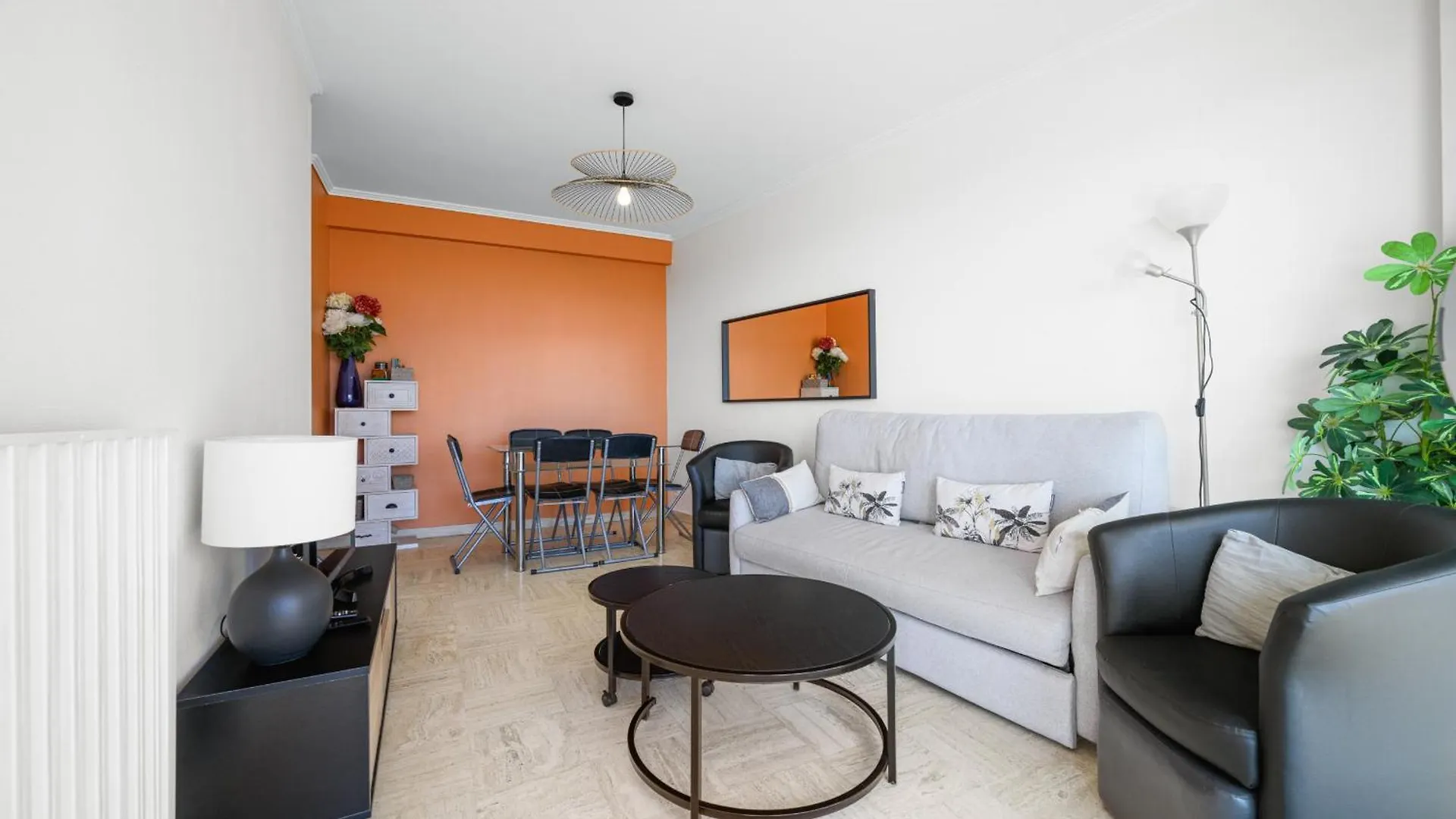 'L'Alicante Proche' Gare, Terrasse, Vue Mer Menton Apartment
